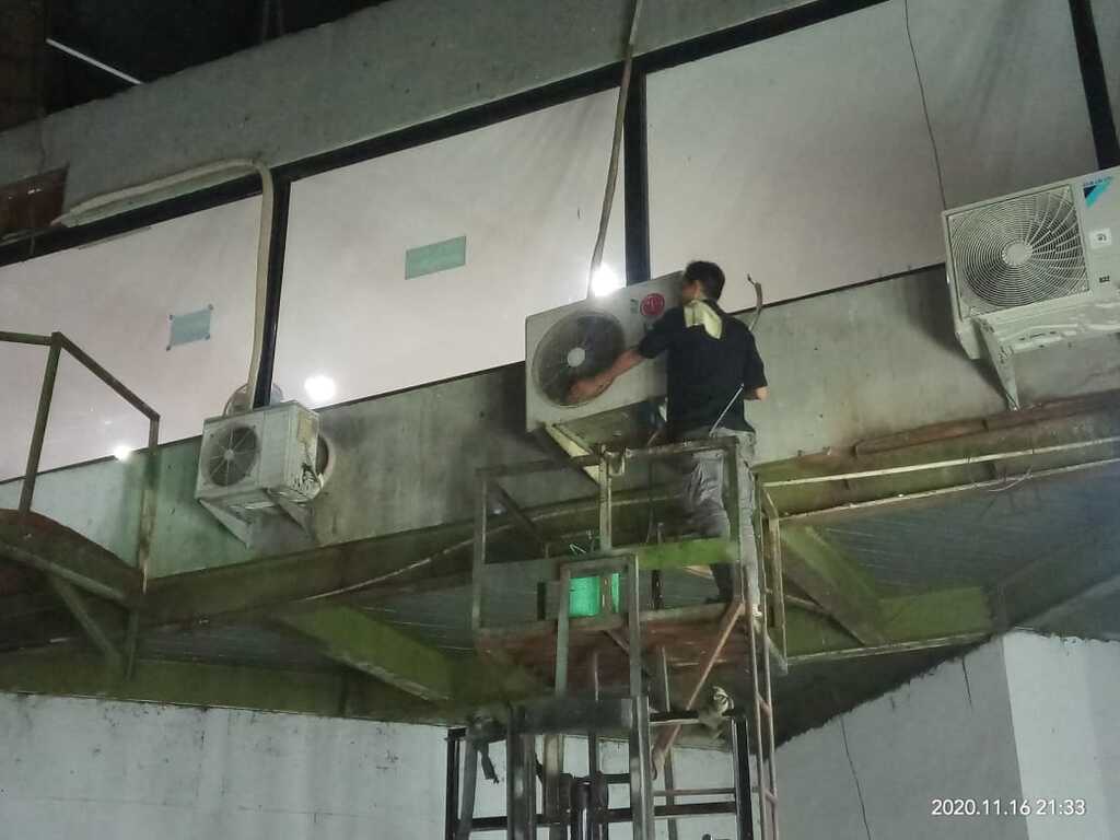 Dokumentasi Lapangan 72 - Multi Teknik Mandiri